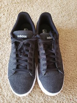Mens Adidas Shoes LIKE NEW
