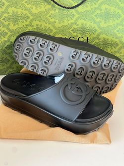 Gucci men slides