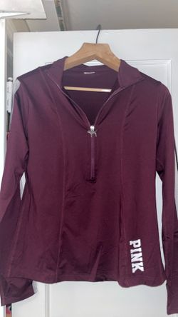 VS Pink LARGE Quarter zip MAROON
