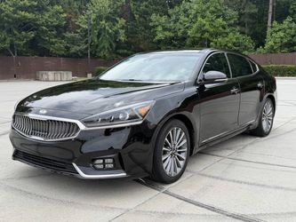 2017 Kia Cadenza