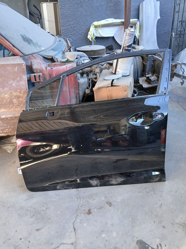 2012-2015 HONDA CIVIC SEDAN DRIVER DOOR! CLEAN!! 500$