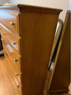 Solid wood 6 drawer bureau