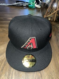 NEW ERA FITTED CAP