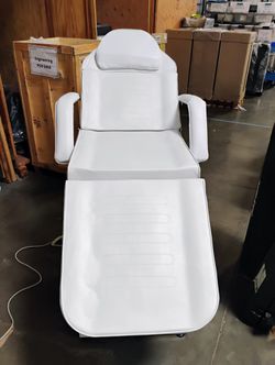 Aesthetic Procedure Chairs/Spa Treatment Bed - Fully Adjustable 