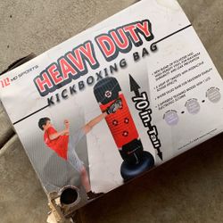 Heavy duty kickboxing bag