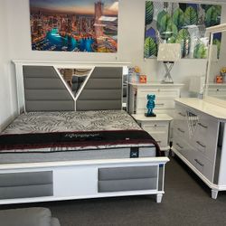 Modern White & Gray 5pc Bedroom Set For Sale W/ FREE NIGHTSTAND (We Deliver)