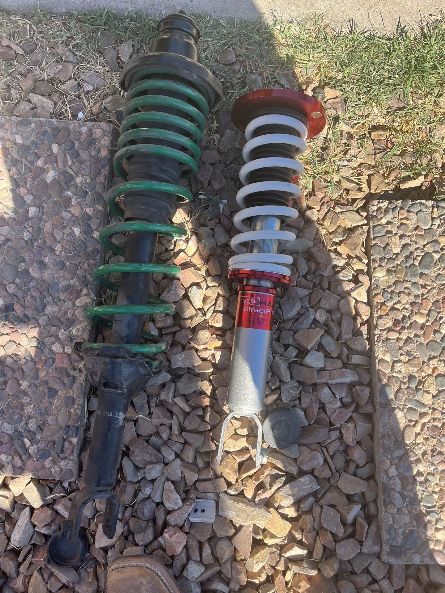 T-tein Lowering Springs + Shocks