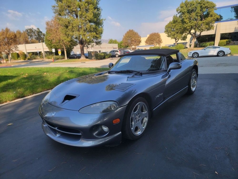 2000 Dodge Viper