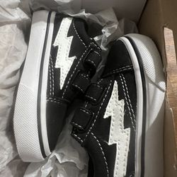 Revenge X Storm Black Sneakers (Old School) Baby Toddler Shoes Size 2c