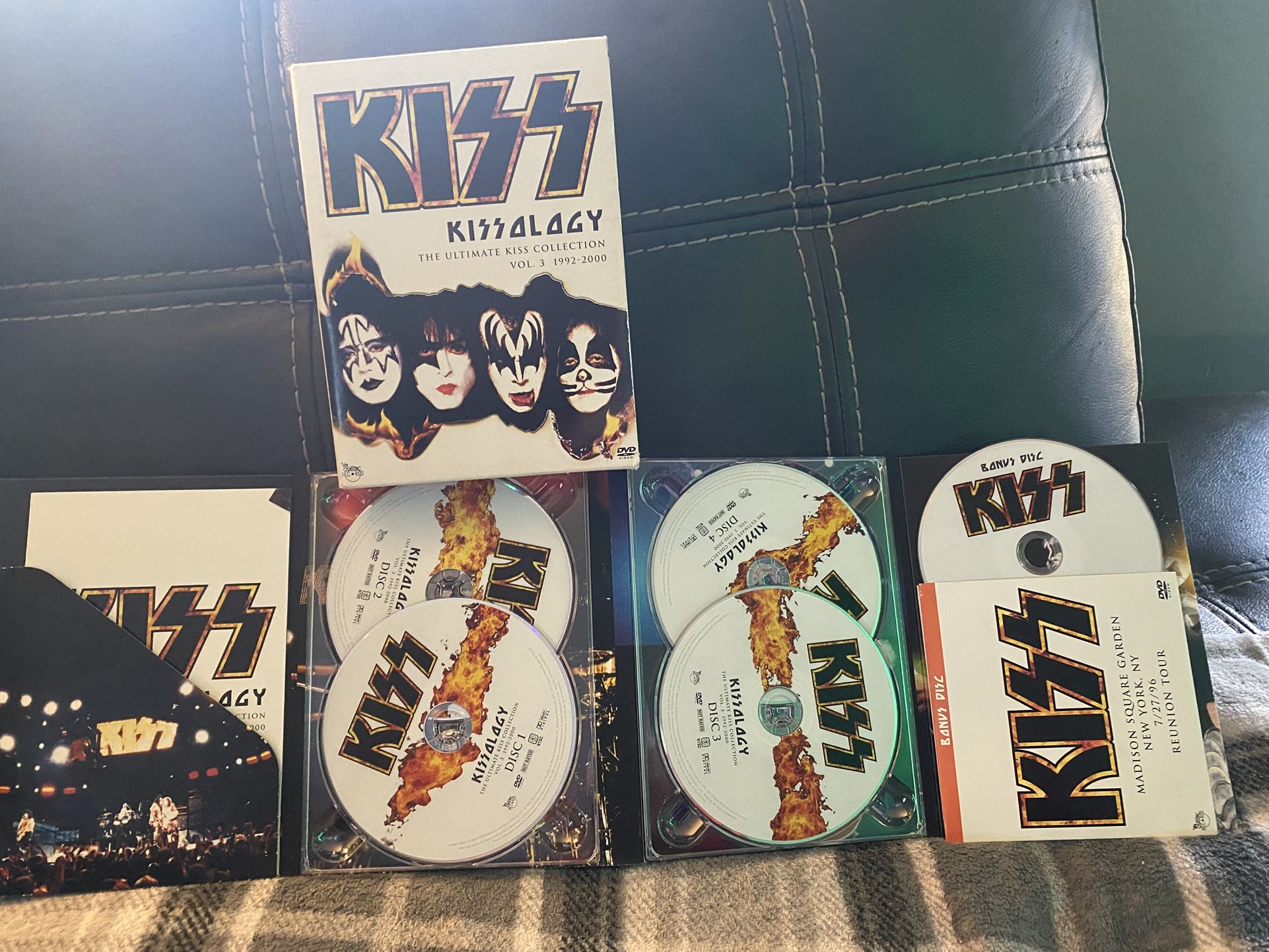 Kiss Dvd's