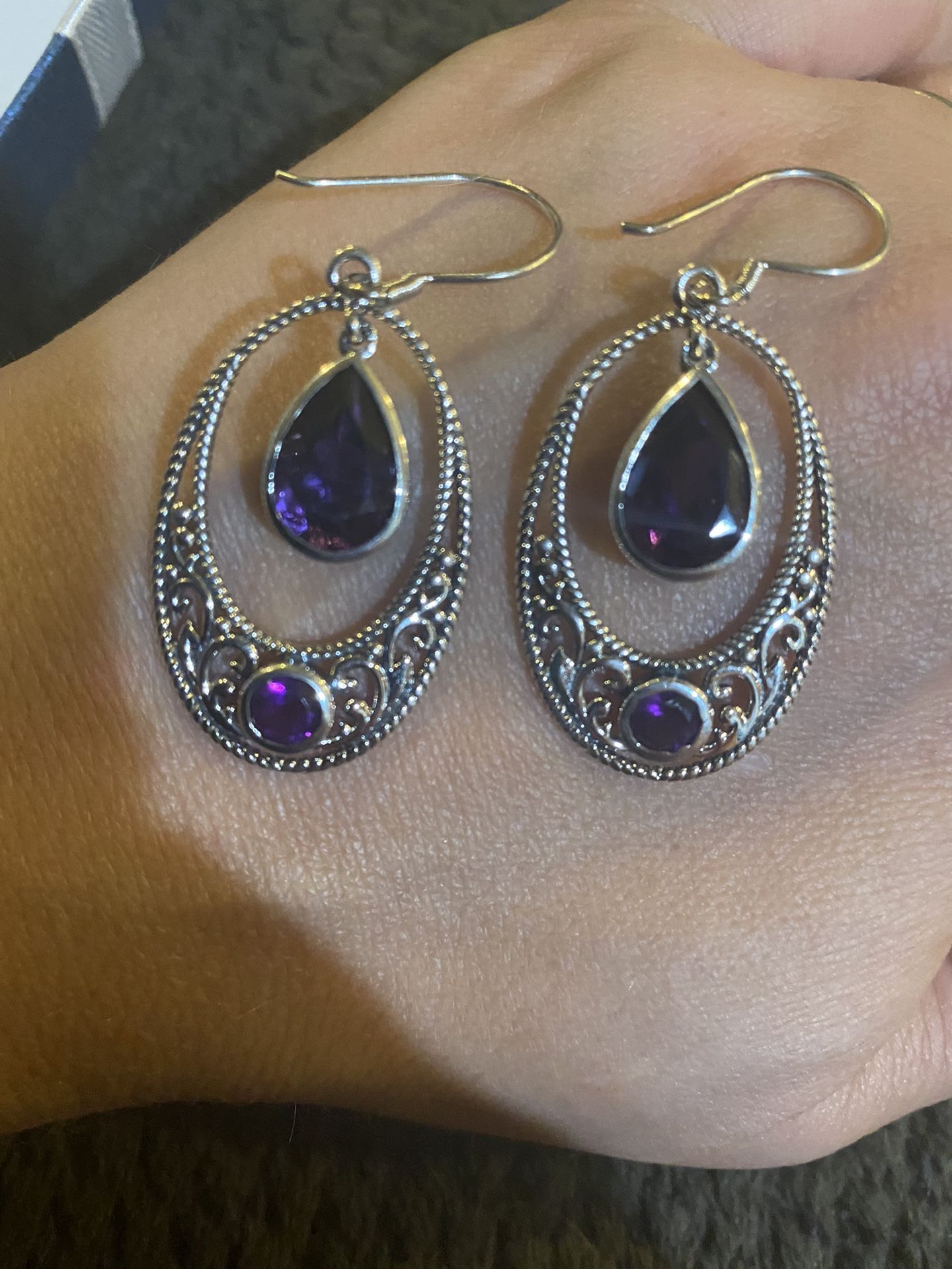 Gorgeous New Amethyst & silver Earrings 