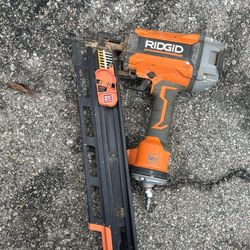 Ridgid Pneumatic 21-degree Framing Nailer