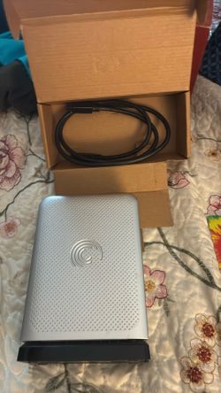 Seagate 2T External Drive Mac-Pc Flex
