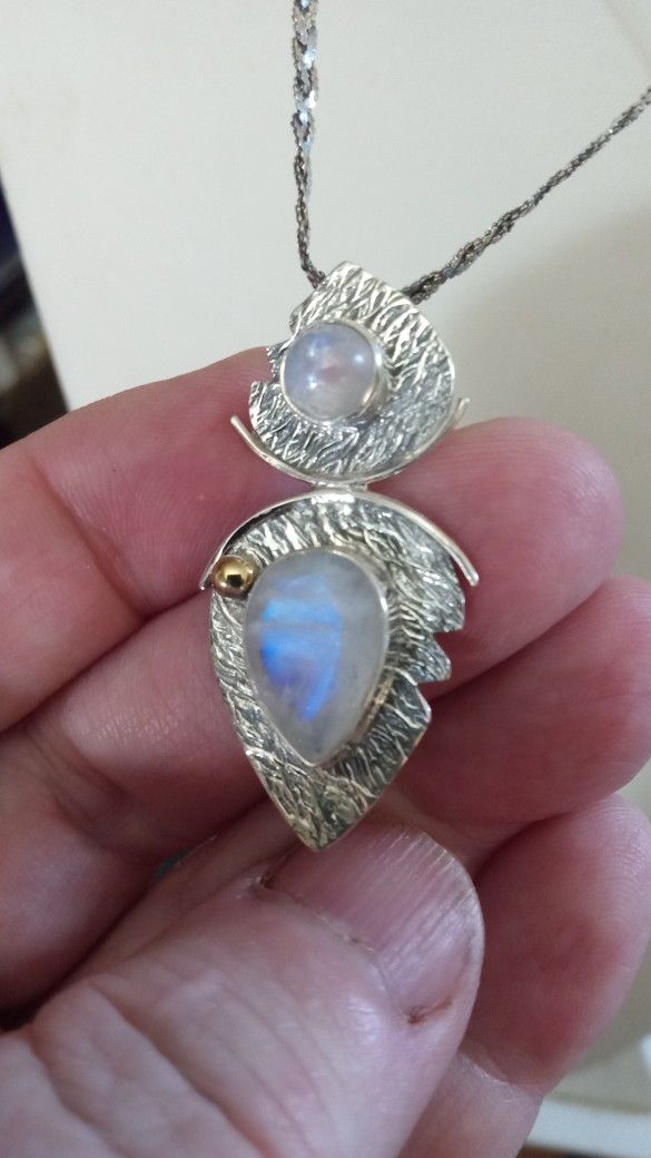 925 Sterling Rainbow Moonstone Necklace