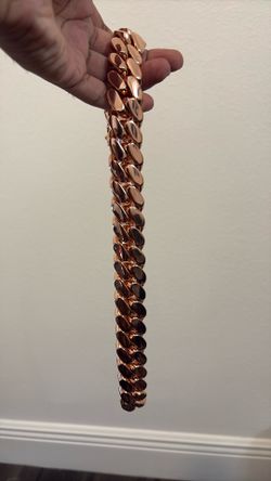 Cuban Link Chain.