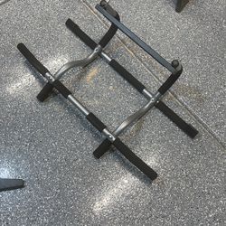 Pull Up Bar