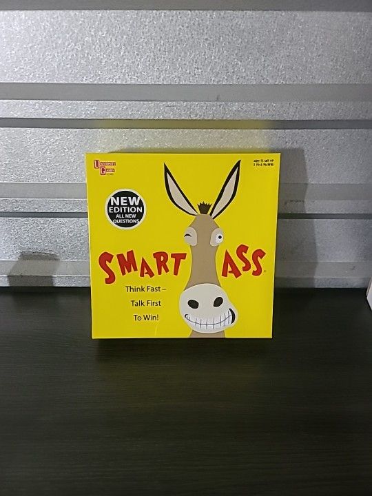 University Games Smart Ass New Edition - The Ultimate Trivia Board Game