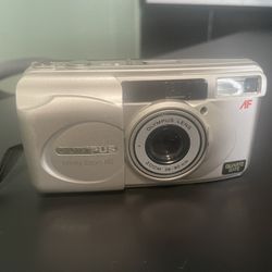 Olympus Infinity Zoom 80 Camera 