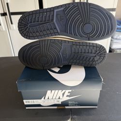 Size 11 Jordan 1 Navy/white High