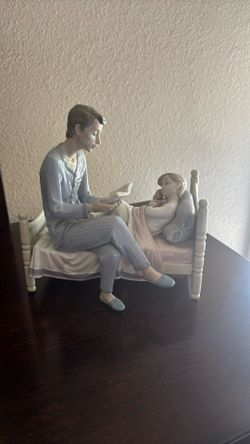 Lladro Figurine 