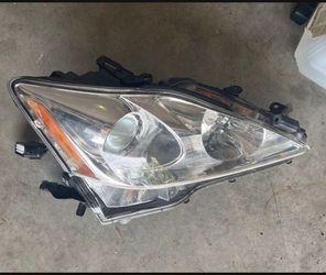 Headlight Right Side For Lexus IS (contact info removed)