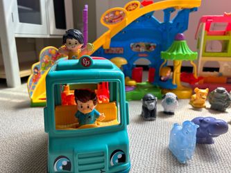 Little People House and Bus