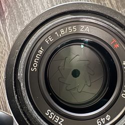 Sony FE 55mm f/1.8 ZA Sonnar T*