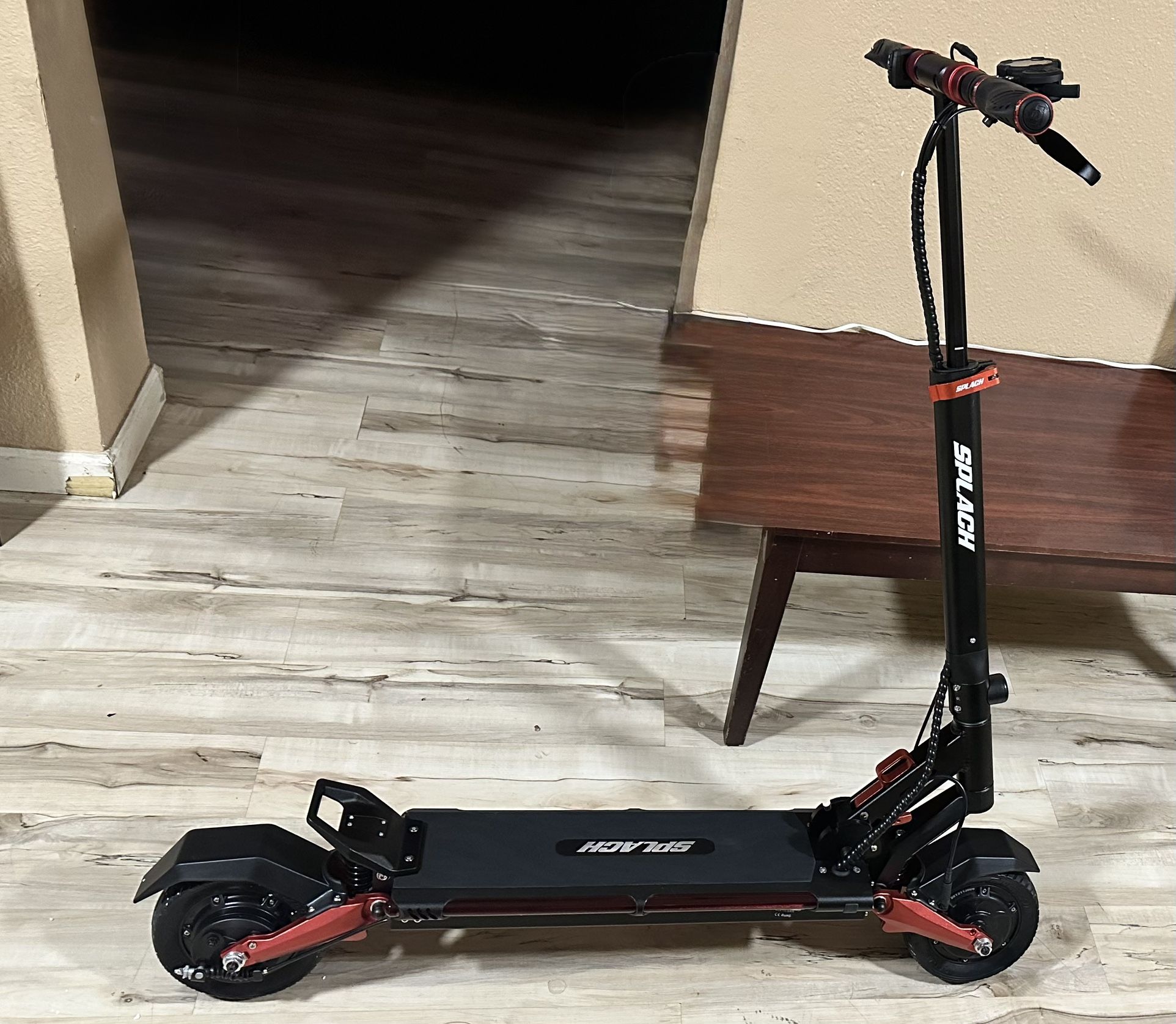 Splach E-Scooter-28mph Max Distance Range Of (35 Miles)