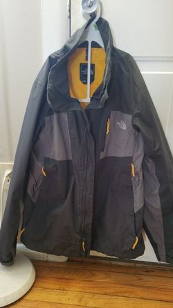 The northface hyvent shell jacket windbreaker