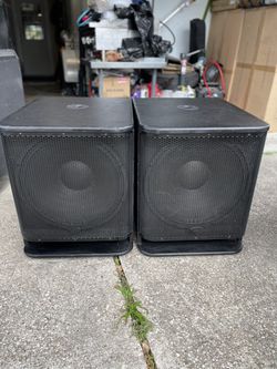 Tyranny dommer celle 2 Cerwin Vega P1800SX 18-Inch Powered Subwoofer for Sale in Houston, TX -  OfferUp
