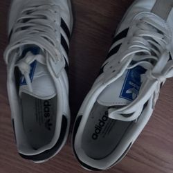 Adidas 8 1/2