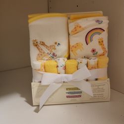 Babg Gender Neutral Hooded Towels And Bath Cloths New