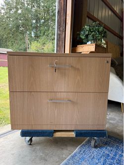cabinet excellent condition