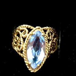 Women Fashion Ring 10k Yellow Gold 