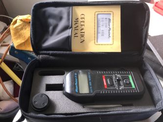 Snap on blue point mt139A digital tachometer