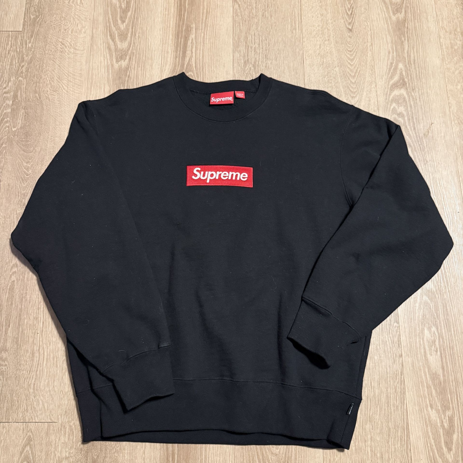 Supreme Box Logo FW22 Size M