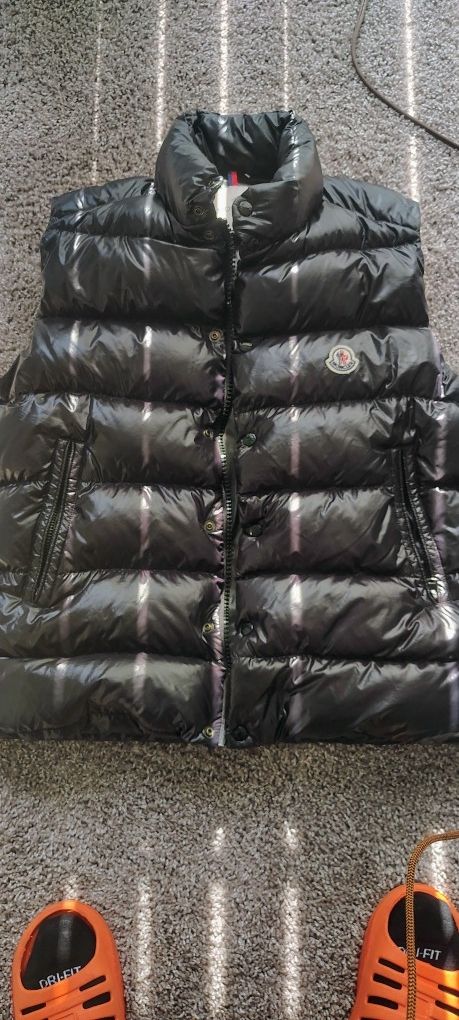 MONCLER