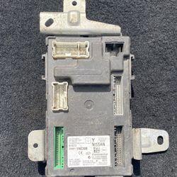2009-2011 Infiniti G37 Body Control Module BCM 
