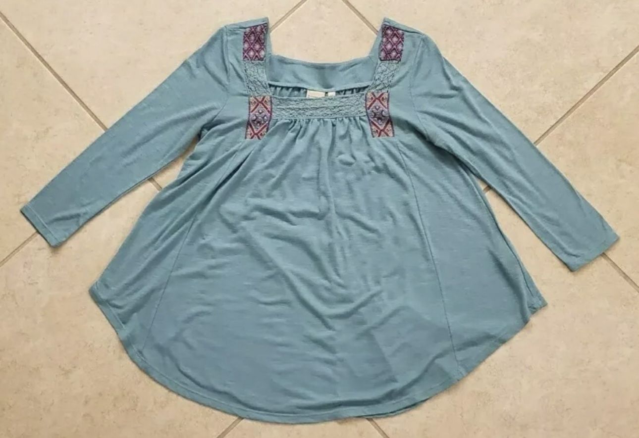 Women's Mudd Long Sleeve Top Shirt Size M Turquoise