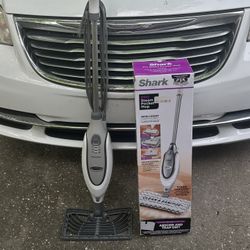 Shark Pro Steam Pocket Mop