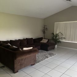 Sectional with pull out sofa bed