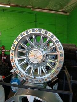 SET DE RINES NUEVOS ARENA 17X9 8x170