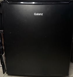 Galanz 1.7 Cu Ft Mini Refrigerator