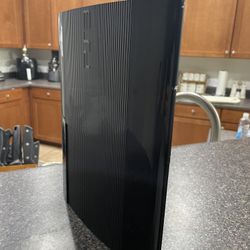 PS3 With Few Games In Good Conditions 