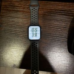 Apple Watch Nike 5th Series  