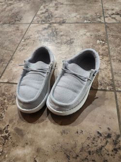 Childrens place boat shoes