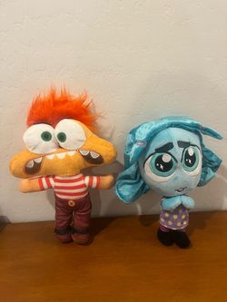 Disney Pixar Inside Out 2 Plush Set – Anxiety & Embarrassment