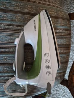 Black and Decker Iron