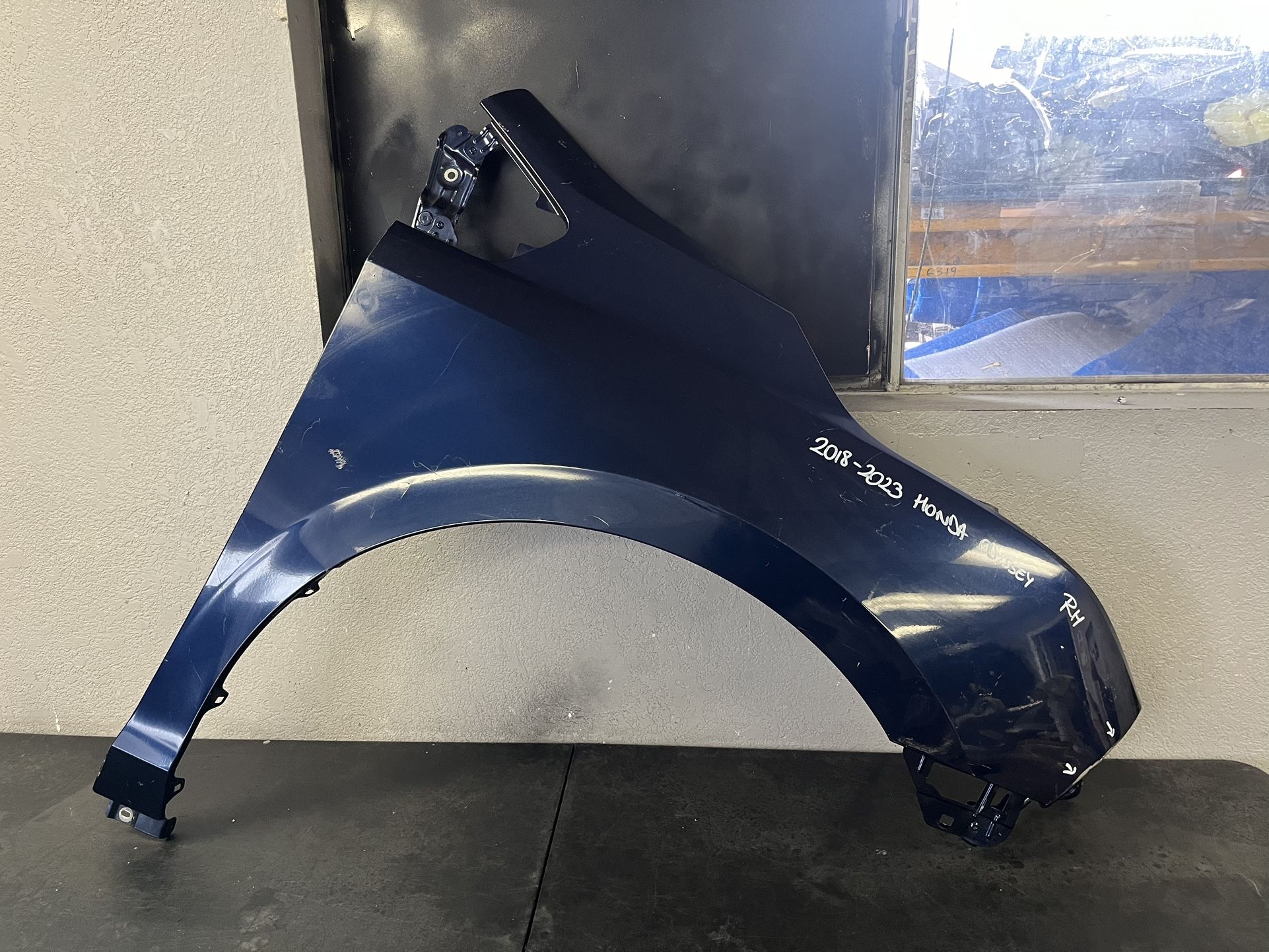 2018-2019-2020-2021-2022-2023 HONDA ODYSSEY RIGHT FENDER OEM USED