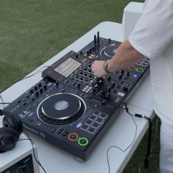 Pioneer XDJ - XZ Controller